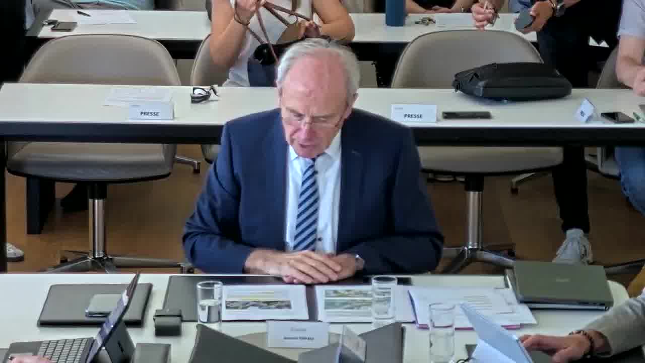 6. Aménagement communal - a) Reclassement de la parcelle n°146/5399 dans le domaine privé communal