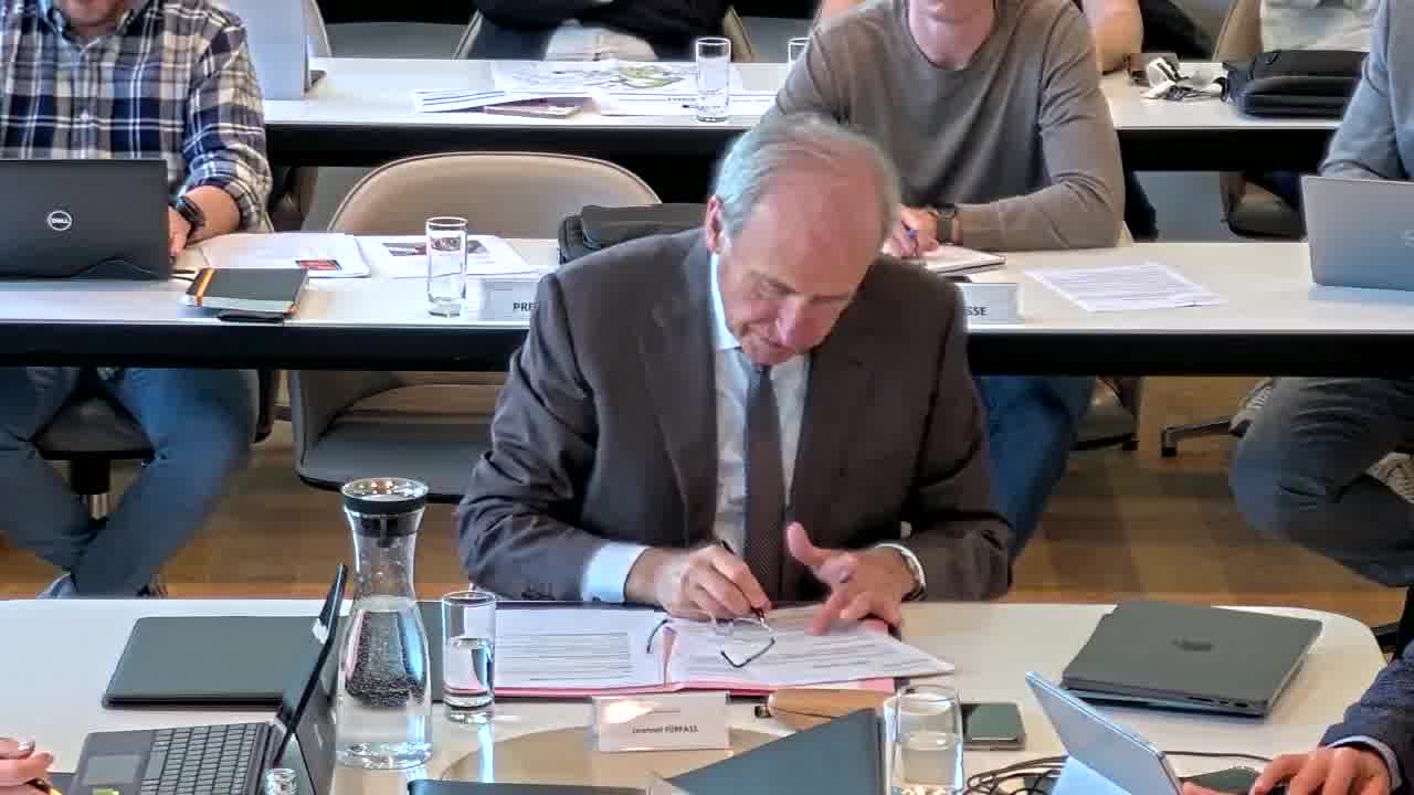 1c. Affaire du personnel (Séance publique) : c) Conversion d’un poste de fonctionnaire communal, groupe de traitement A2, sous-groupe éducatif et psycho-social en un poste d’employé communal, groupe d’indemnité A2, sous-groupe éducatif et psycho-social